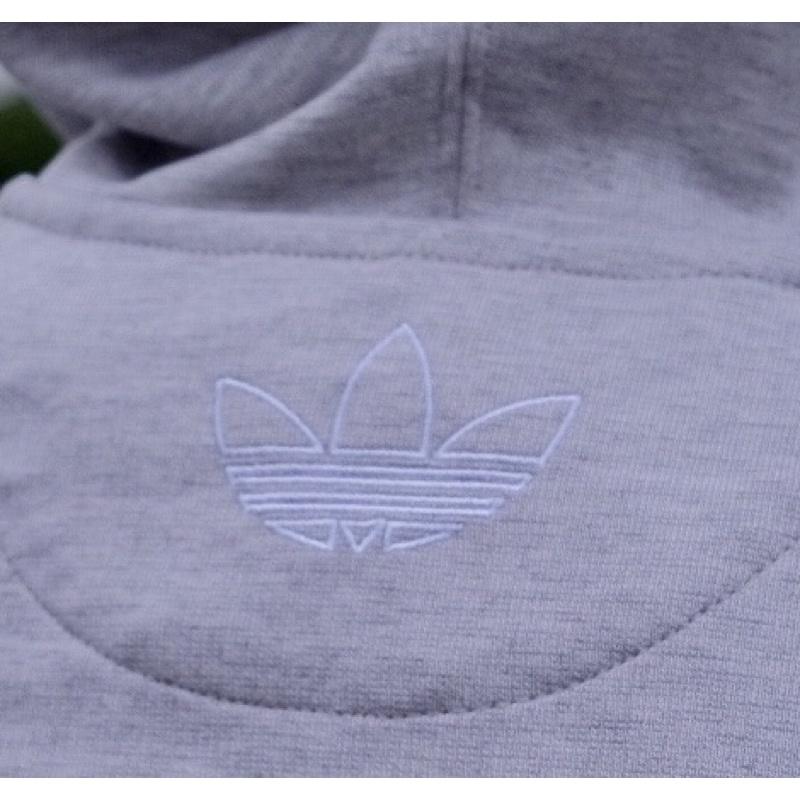 【噢飛炫】ADIDAS TNT TAPE Gery 復古 三葉草 Logo 長袖連帽T  淺灰 L現貨-細節圖9