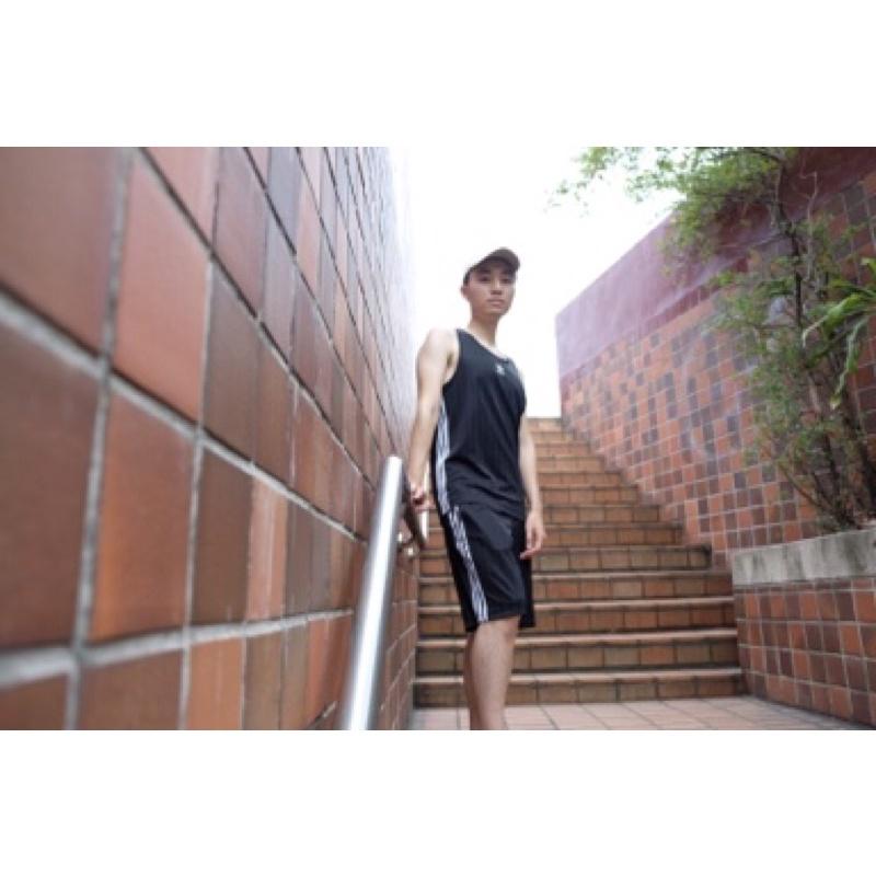 愛迪達 adidas original 復古三葉草logo刺繡 條紋背心 Xs 現貨 黑 男 CV8608-細節圖4