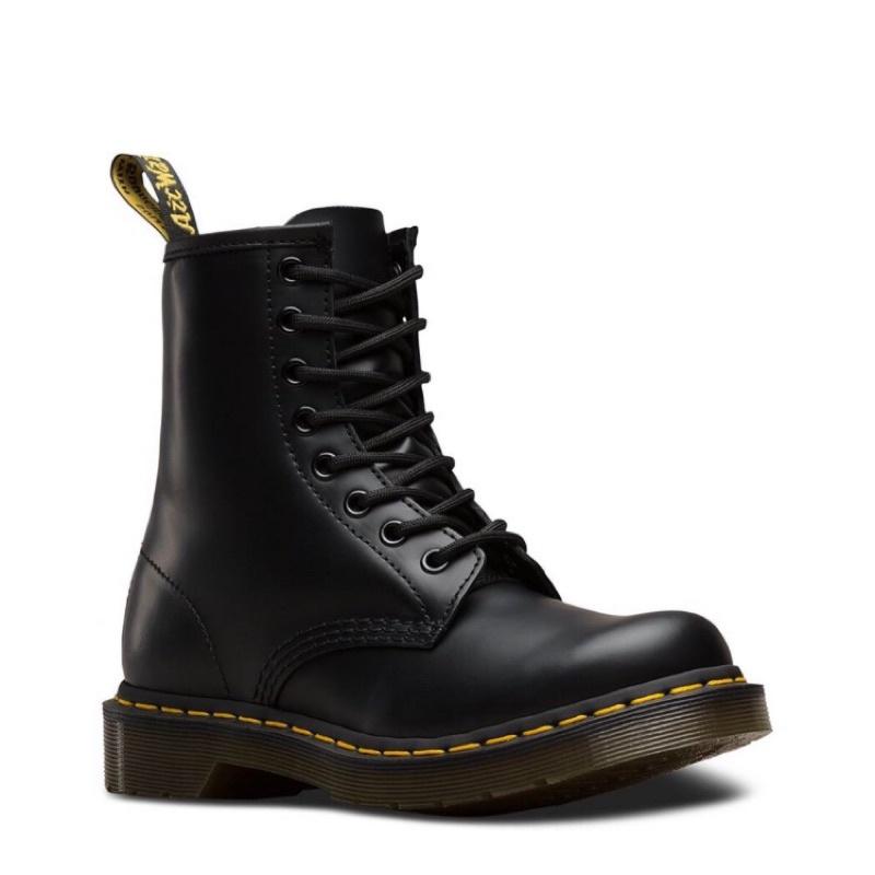 Dr.Marten 現代經典 黑色1460真皮馬丁靴 8孔 女US7 24公分-細節圖2