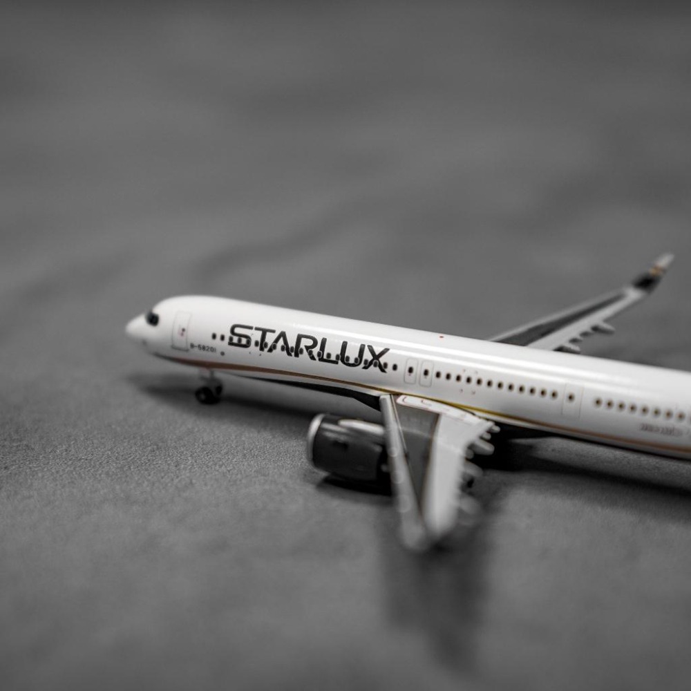 星宇航空 STARLUX | A321neo 1: 500 金屬飛機模型 (Herpa 監製)-細節圖6