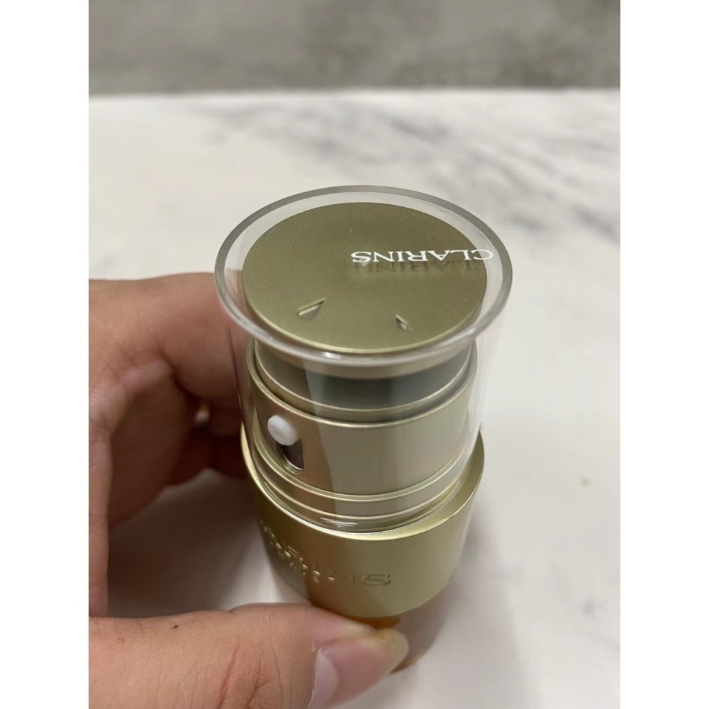 💕59Qoo批發💕CLARINS  黃金亮眼萃20ML正品盒裝～最新上市 光圈眼萃 眼霜 改善黑眼圈 抗皺 撫紋眼霜-細節圖6