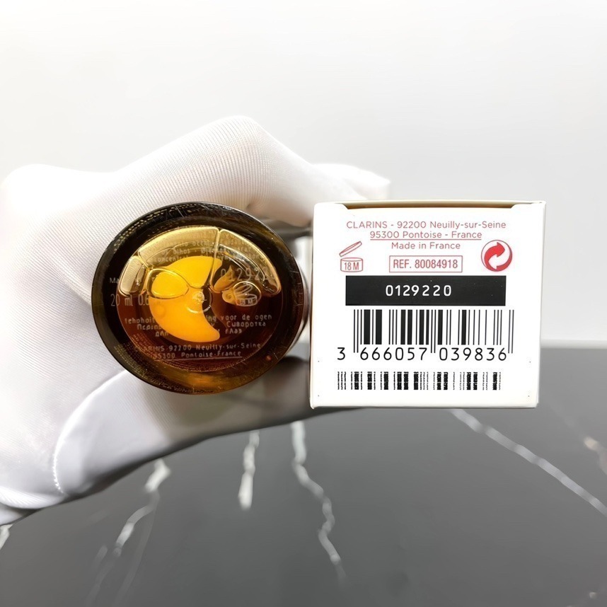 💕59Qoo批發💕CLARINS  黃金亮眼萃20ML正品盒裝～最新上市 光圈眼萃 眼霜 改善黑眼圈 抗皺 撫紋眼霜-細節圖5