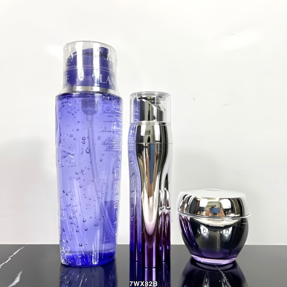 💕59Qoo批發💕  母親節【限時限量特惠】 蘭蔻超緊顏白金系列 新款緊緻三件組-細節圖6