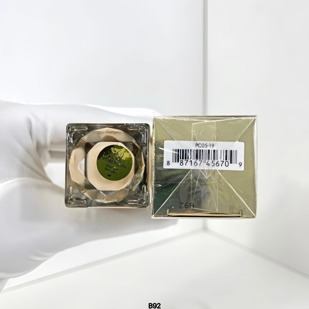 ESTEE LAUDER雅詩蘭黛 白金級寶石光精華粉底 30ml -白金粉底液30ml-細節圖5