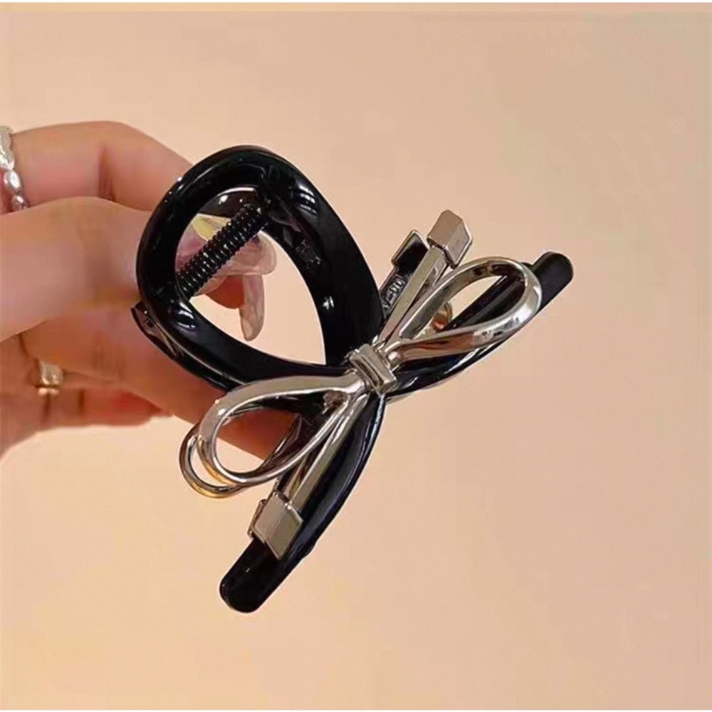 Like.acc 現貨 銀色蝴蝶結🎀抓夾髮夾H615-細節圖3