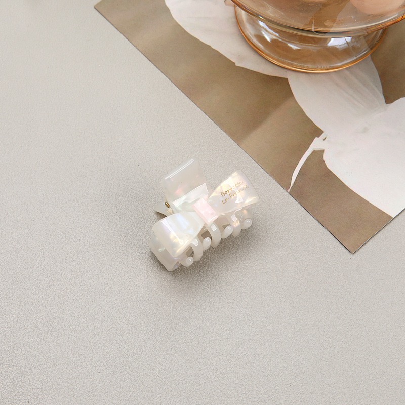 [COZY deer] 現貨 新款 韓版  醋酸 蝴蝶結 抓夾 髮飾 髮夾 迷你鯊魚夾 氣質 高級感 時尚 簡約-規格圖5