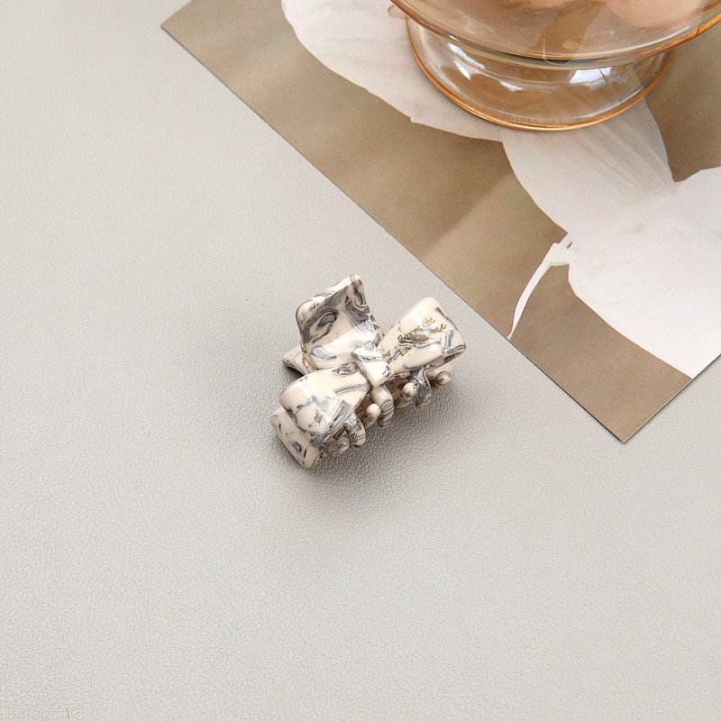 [COZY deer] 現貨 新款 韓版  醋酸 蝴蝶結 抓夾 髮飾 髮夾 迷你鯊魚夾 氣質 高級感 時尚 簡約-規格圖5