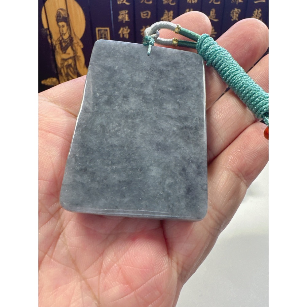 天然翡翠A貨-黑白無常烏雞種厚庄掛件  商品編號：062008-細節圖9