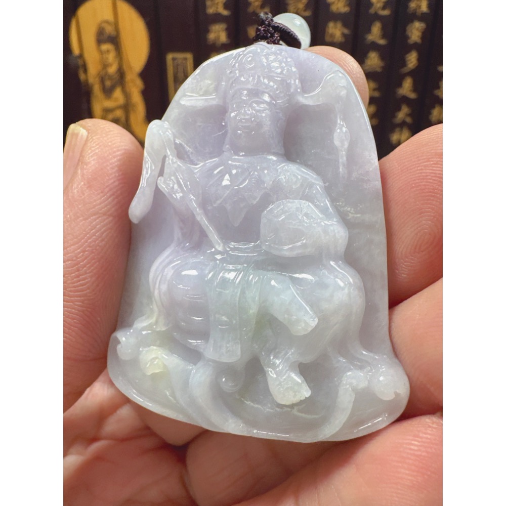 天然翡翠A貨-地母神立體厚庄掛件  商品編號062110-細節圖3