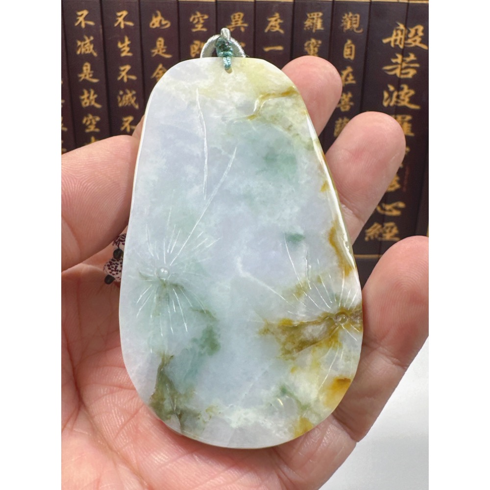 天然翡翠A貨-雙龍護主立體厚庄雕掛件 商品編號：062709-細節圖9