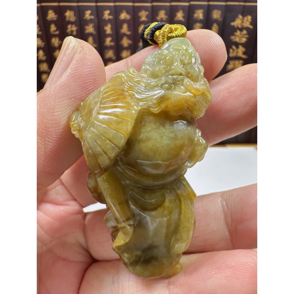 天然翡翠A貨-伏妖降魔鍾馗天師立體手工雕厚庄掛件 商品編號：070203-細節圖5