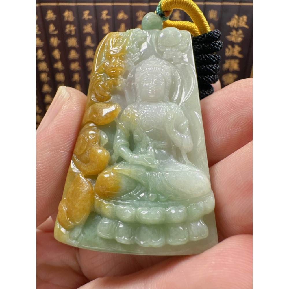 天然翡翠A貨-乘龍觀音掛件 商品編號：070204-細節圖4