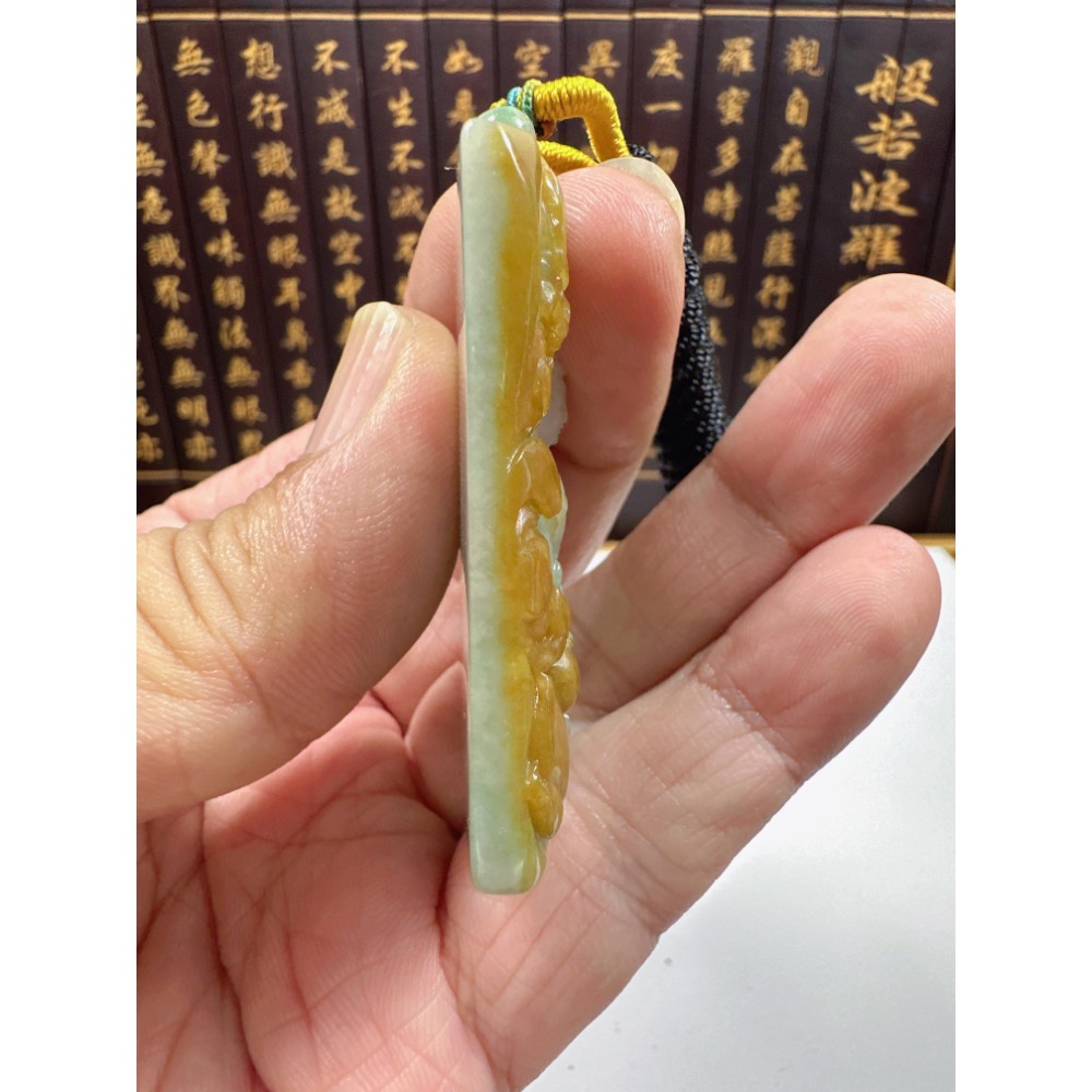 天然翡翠A貨-乘龍觀音掛件 商品編號：070204-細節圖9