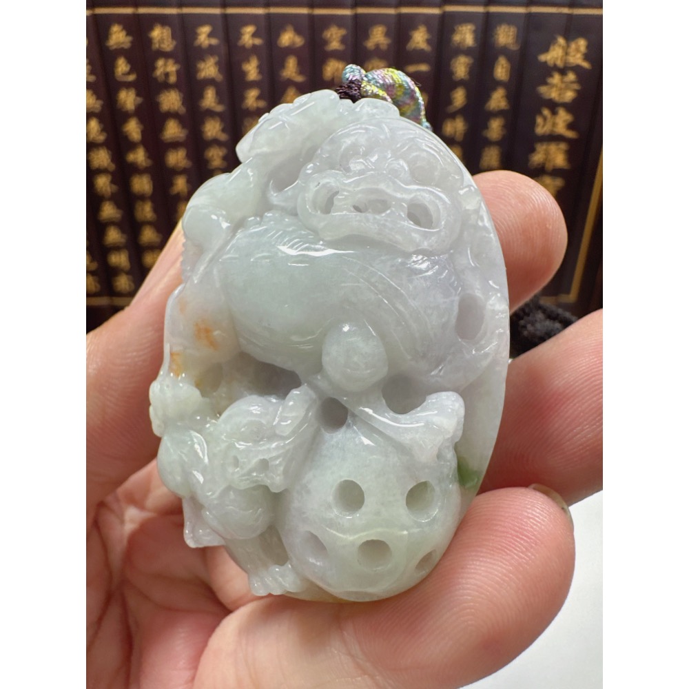 天然翡翠A貨-開運招財進寶母子貔貅立體厚庄掛件 商品編號：070208-細節圖8