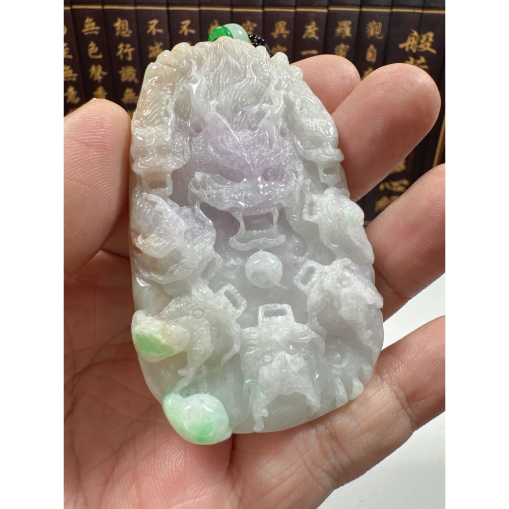天然翡翠A貨-九龍至尊龍霸天下立體厚庄掛件 商品編號070303-細節圖2