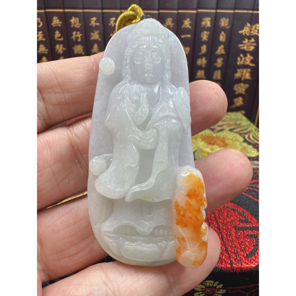 天然翡翠A貨-觀自在如意觀音立體厚庄掛件 商品編號070504-細節圖2
