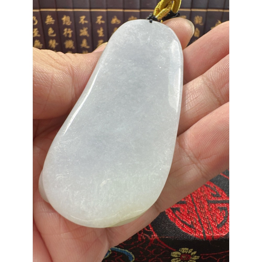 天然翡翠A貨-觀自在如意觀音立體厚庄掛件 商品編號070504-細節圖10