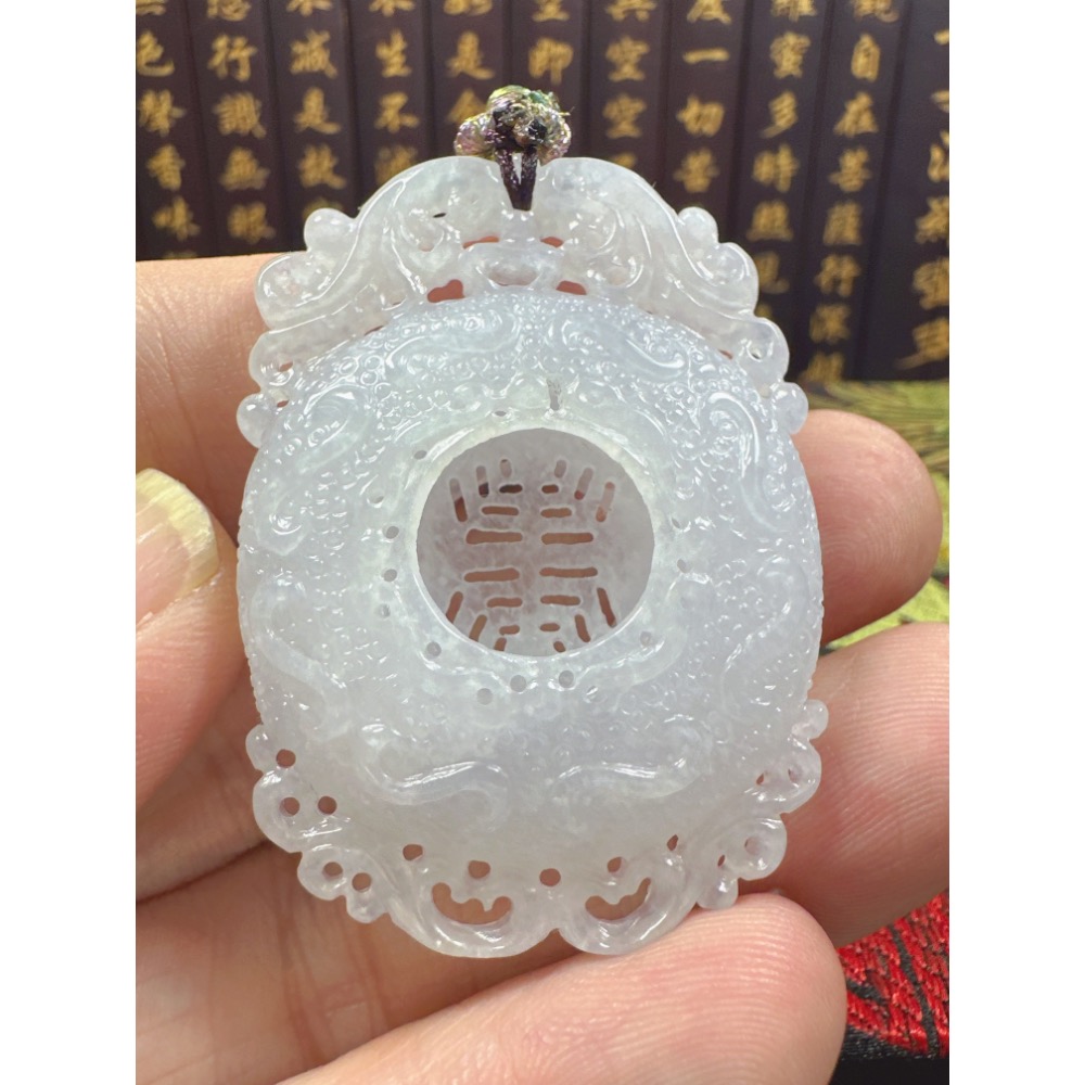 天然翡翠A貨-萬壽無疆仿古手工雕立體厚庄掛件 商品編號070506-細節圖7