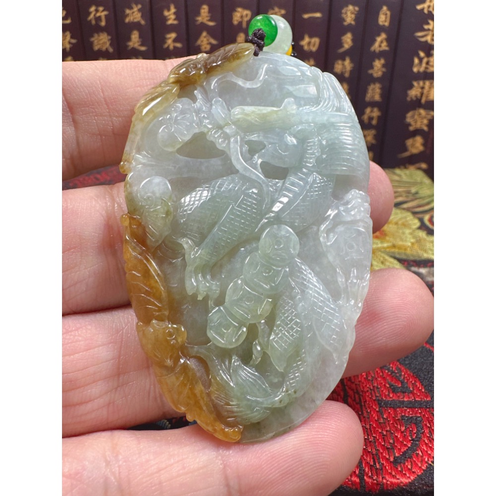 天然翡翠A貨-龍霸天下事業有成福氣滿滿掛件  商品編號：070606-細節圖2
