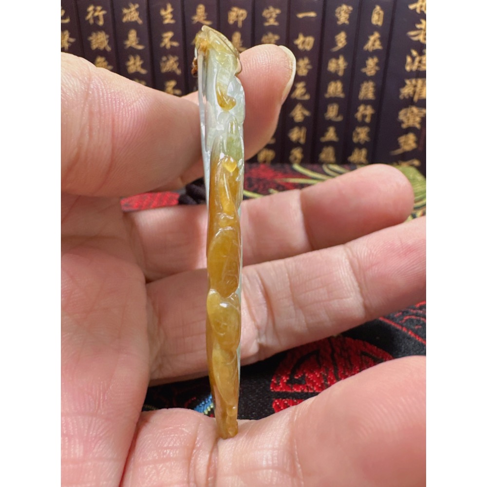 天然翡翠A貨-龍霸天下事業有成福氣滿滿掛件  商品編號：070606-細節圖9