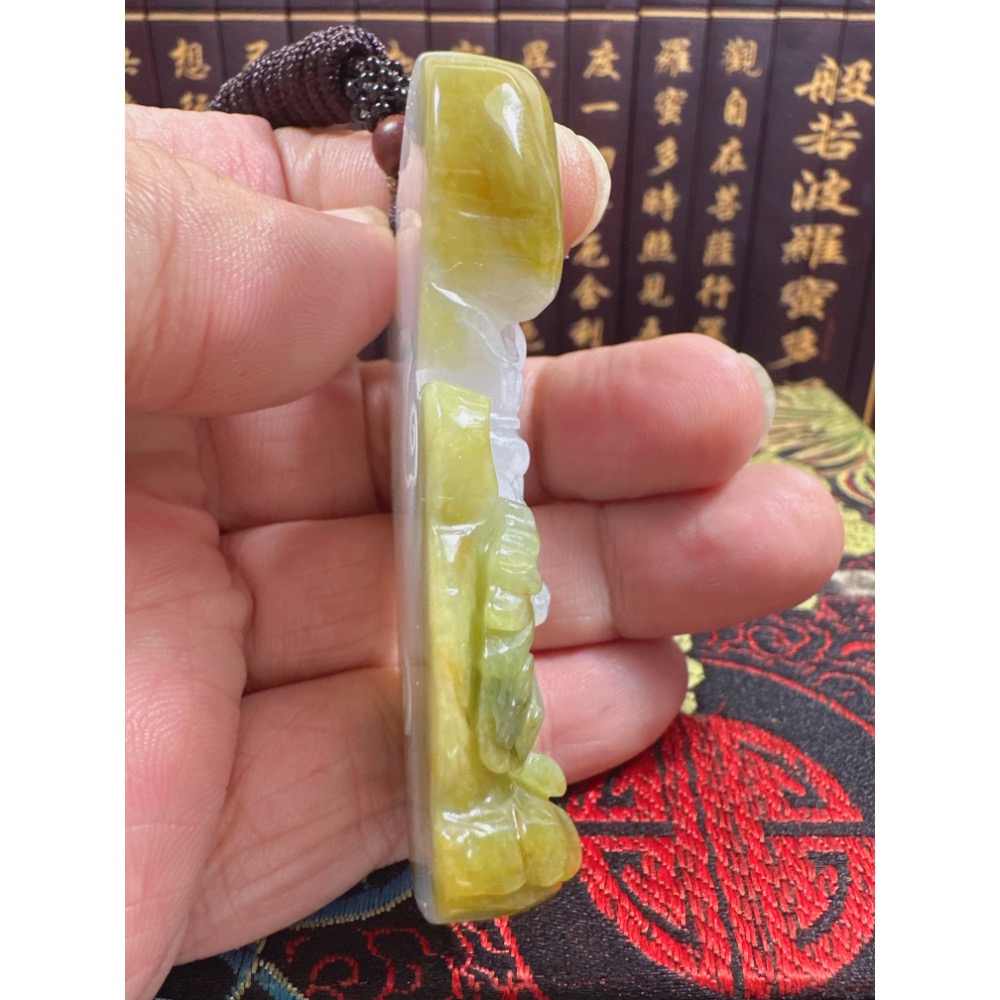天然翡翠A貨-戰無不勝關聖帝君立體厚庄掛件 商品編號070701-細節圖8