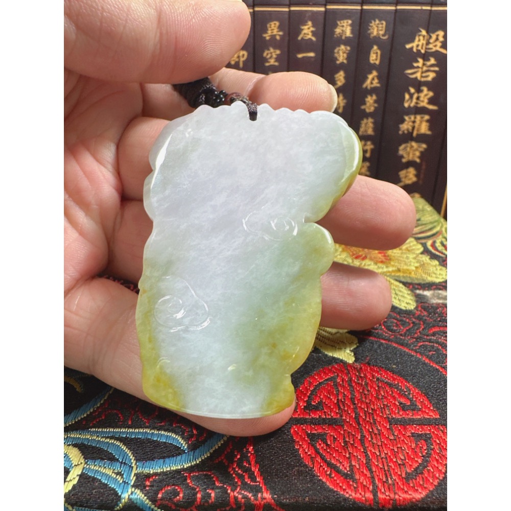 天然翡翠A貨-戰無不勝關聖帝君立體厚庄掛件 商品編號070701-細節圖10