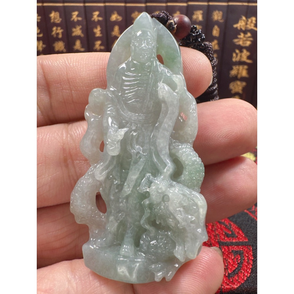天然翡翠A貨-乘龍濟公活佛立體掛件 商品編號070702-細節圖6