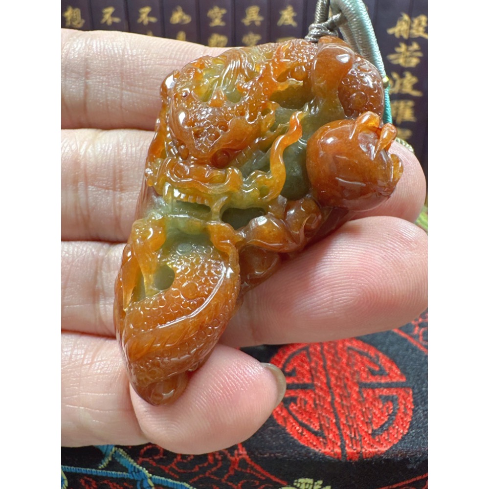 天然翡翠A貨-龍霸天下手工精雕掛件 商品編號070703-細節圖7