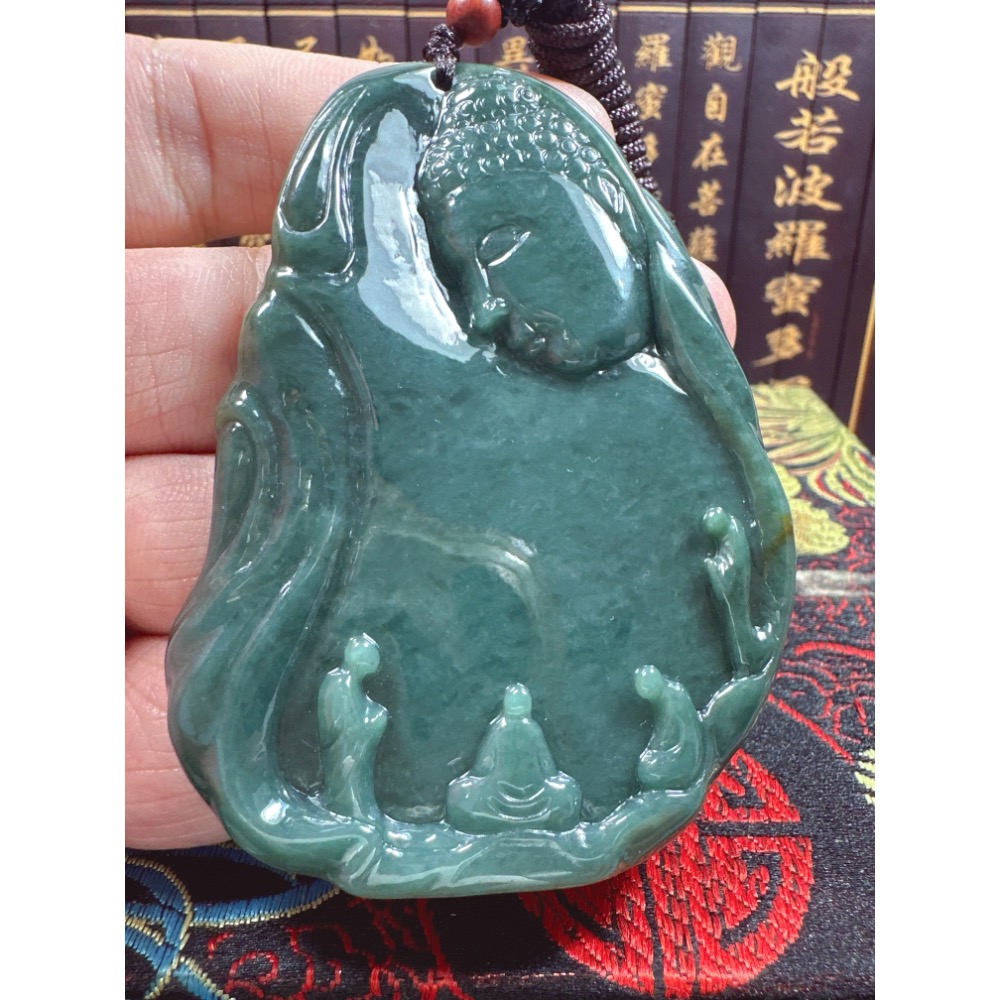 天然翡翠A貨-佛在眼前、萬佛朝宗悟道掛件 商品編號070710-細節圖3
