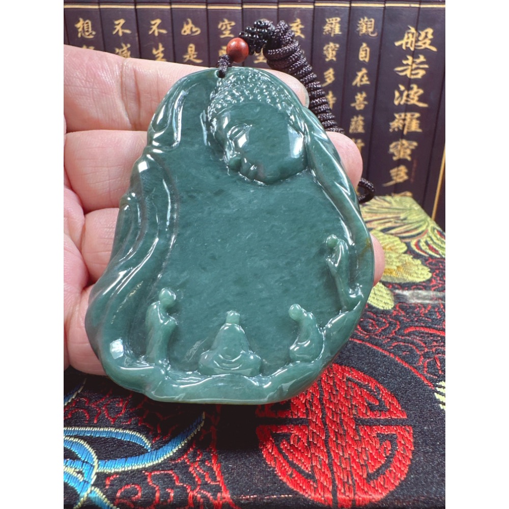 天然翡翠A貨-佛在眼前、萬佛朝宗悟道掛件 商品編號070710-細節圖4