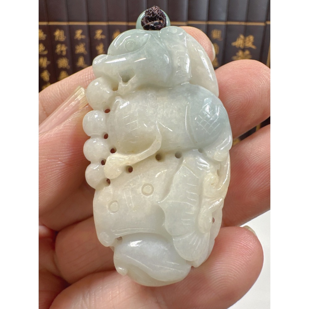 天然翡翠A貨-招財貔貅發財如意雙面雕厚庄掛件 商品編號070806-細節圖4