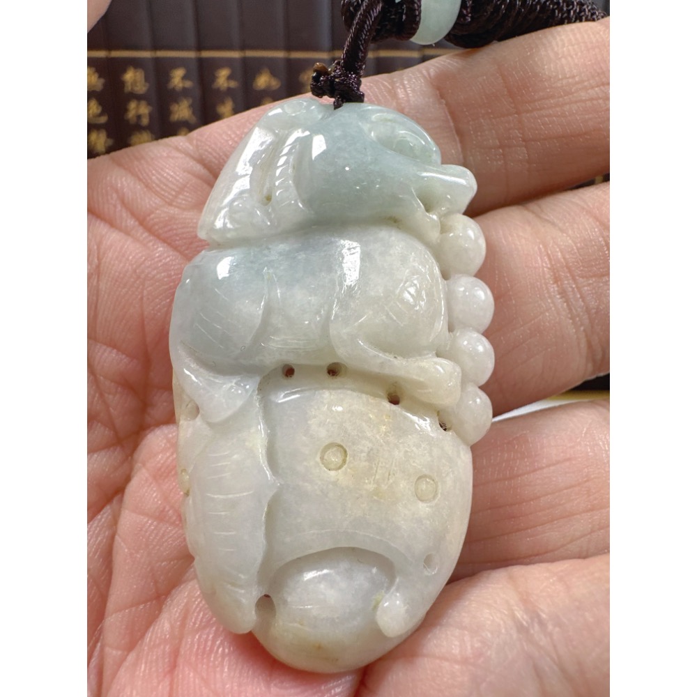 天然翡翠A貨-招財貔貅發財如意雙面雕厚庄掛件 商品編號070806-細節圖6