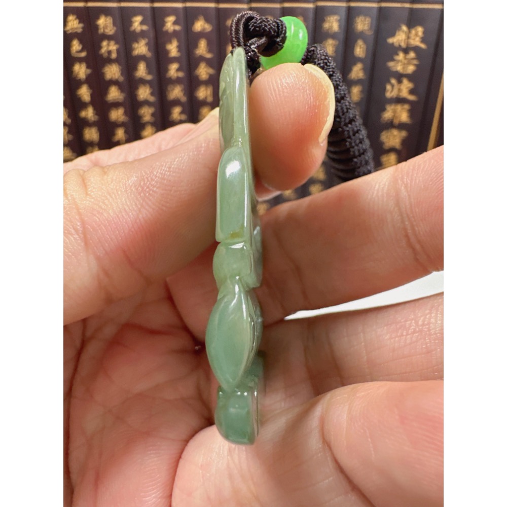 天然翡翠A貨-觀自在觀音掛件 商品編號071105-細節圖8