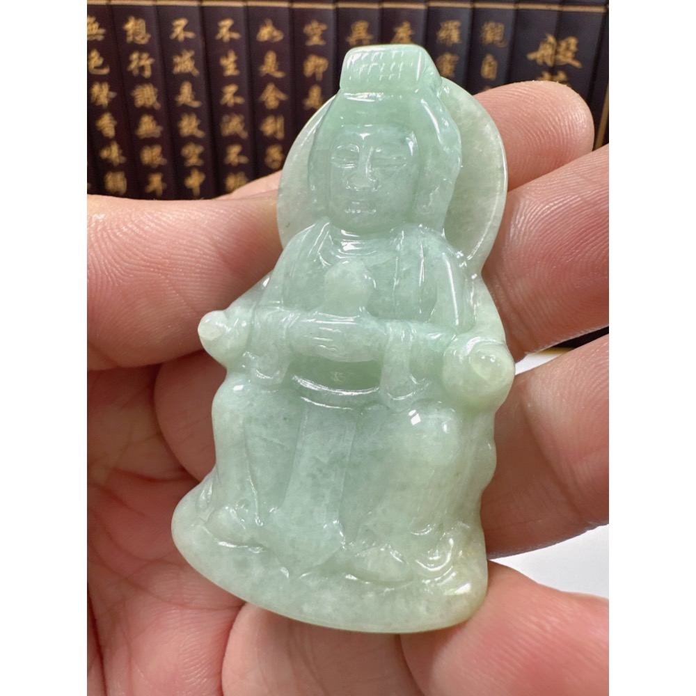 天然翡翠A貨-天生聖母媽祖娘娘立體厚庄掛件 商品編號071302-細節圖3