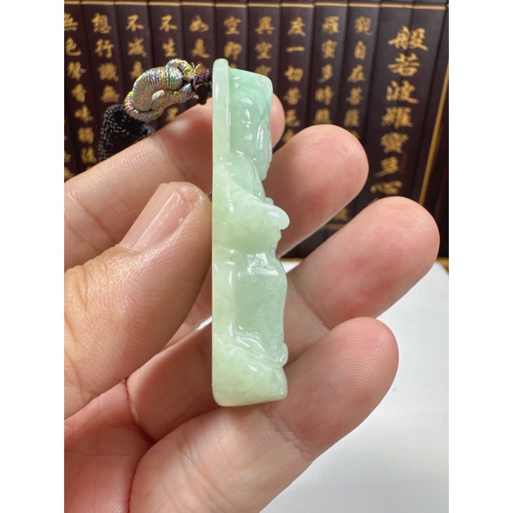 天然翡翠A貨-天生聖母媽祖娘娘立體厚庄掛件 商品編號071302-細節圖8
