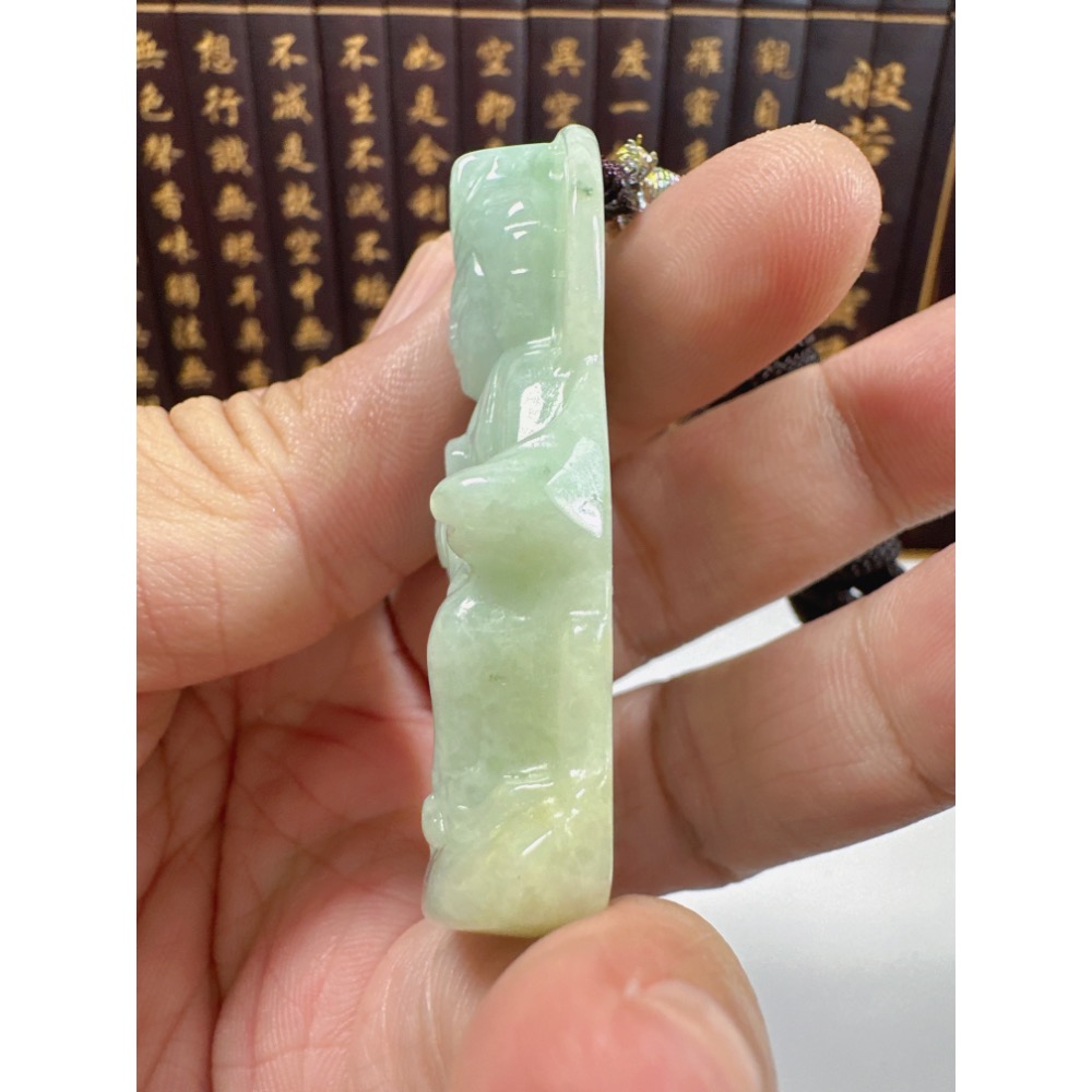 天然翡翠A貨-天生聖母媽祖娘娘立體厚庄掛件 商品編號071302-細節圖9