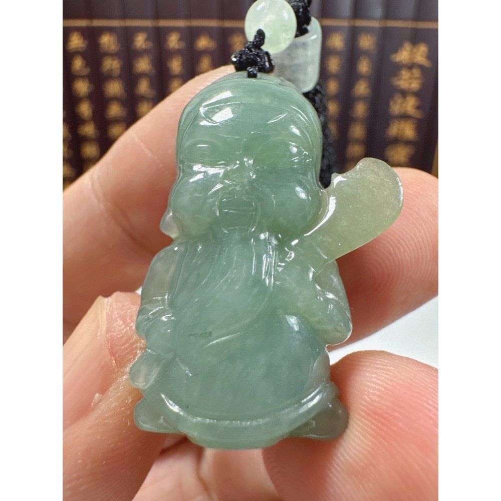 天然翡翠A貨-可愛關聖帝君立體厚庄掛件、小擺件 商品編號071502-細節圖6