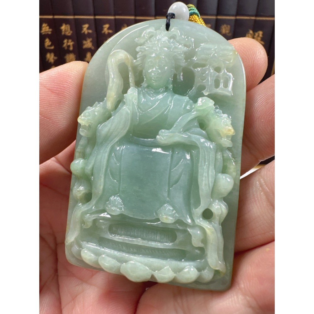 天然翡翠A貨-九天玄女立體厚庄玉牌掛件商品編號071801 - 遇見永恆國際
