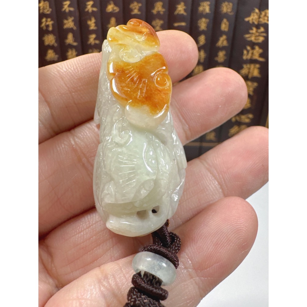 天然翡翠A貨-開運招財霸王貔貅發財如意立體厚庄掛件、小擺件 商品編號：072004-細節圖4