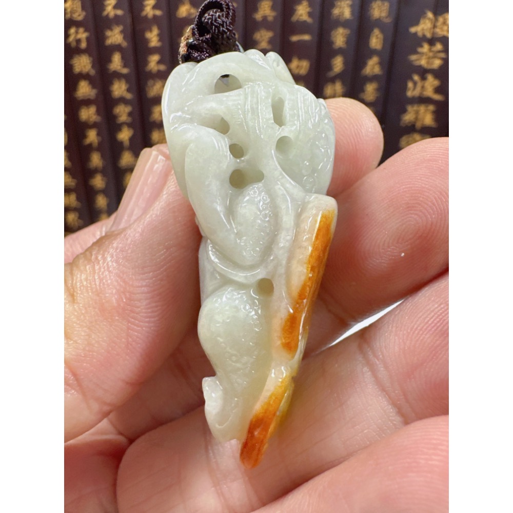 天然翡翠A貨-開運招財霸王貔貅發財如意立體厚庄掛件、小擺件 商品編號：072004-細節圖8