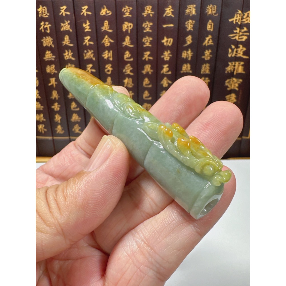 天然翡翠A貨-龍霸天下造型招財煙斗 商品編號：072610-細節圖5
