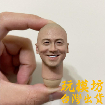 【現貨H-135】1/6 ( 光頭微笑 ）男頭雕 人偶 模型