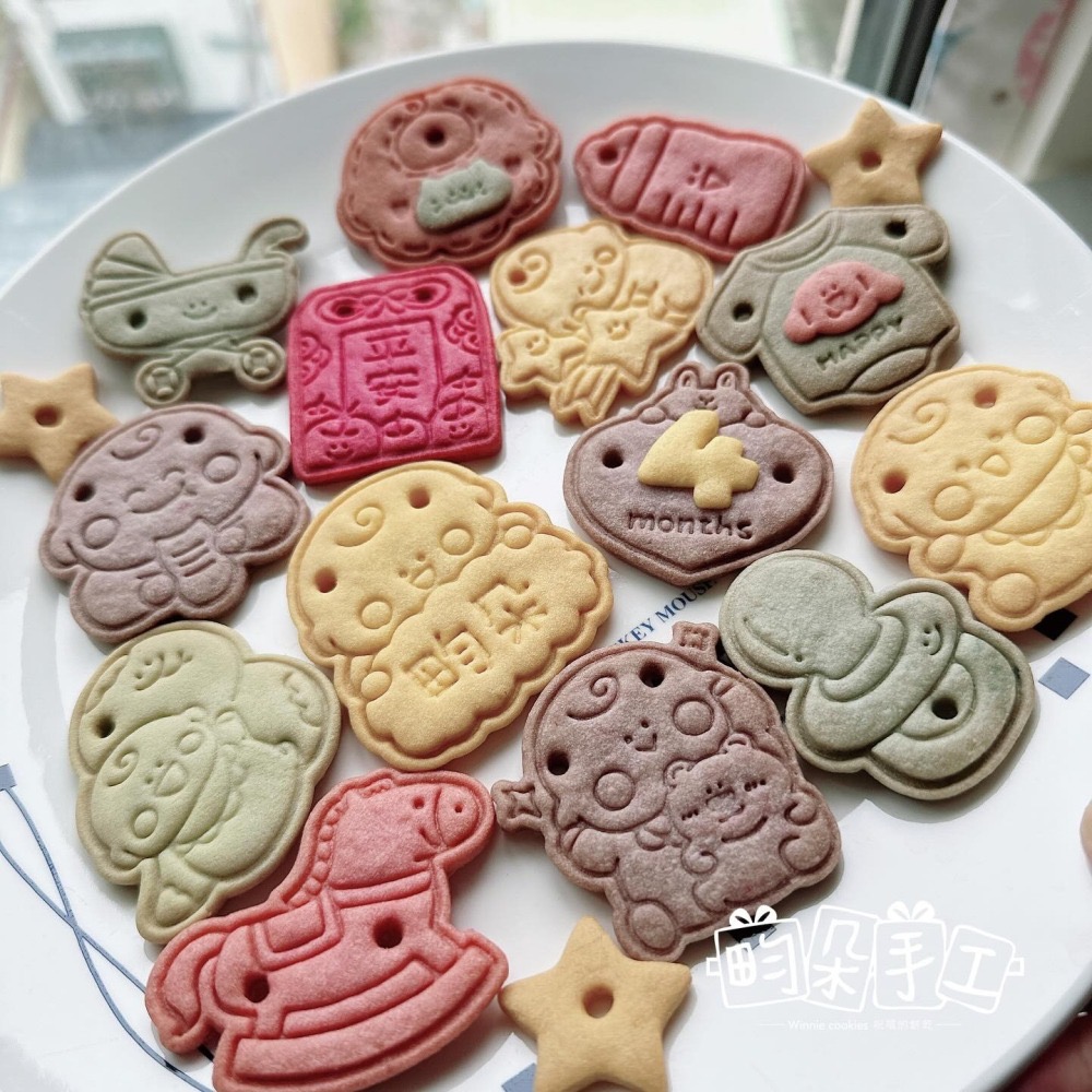 插畫家 正在吃設計款 蔬果奶油餅乾 無糖霜 彩色版收涎餅乾 12+2片 收涎儀式 手工餅乾  可提名字 收口水 四個月-細節圖2