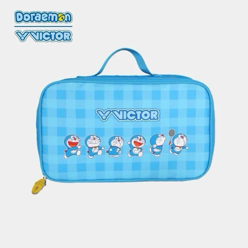 𝙎𝙊𝙎𝘼羽球超市｜VICTOR 勝利 哆啦A夢限定系列衣物袋 BG1035DRM-細節圖5