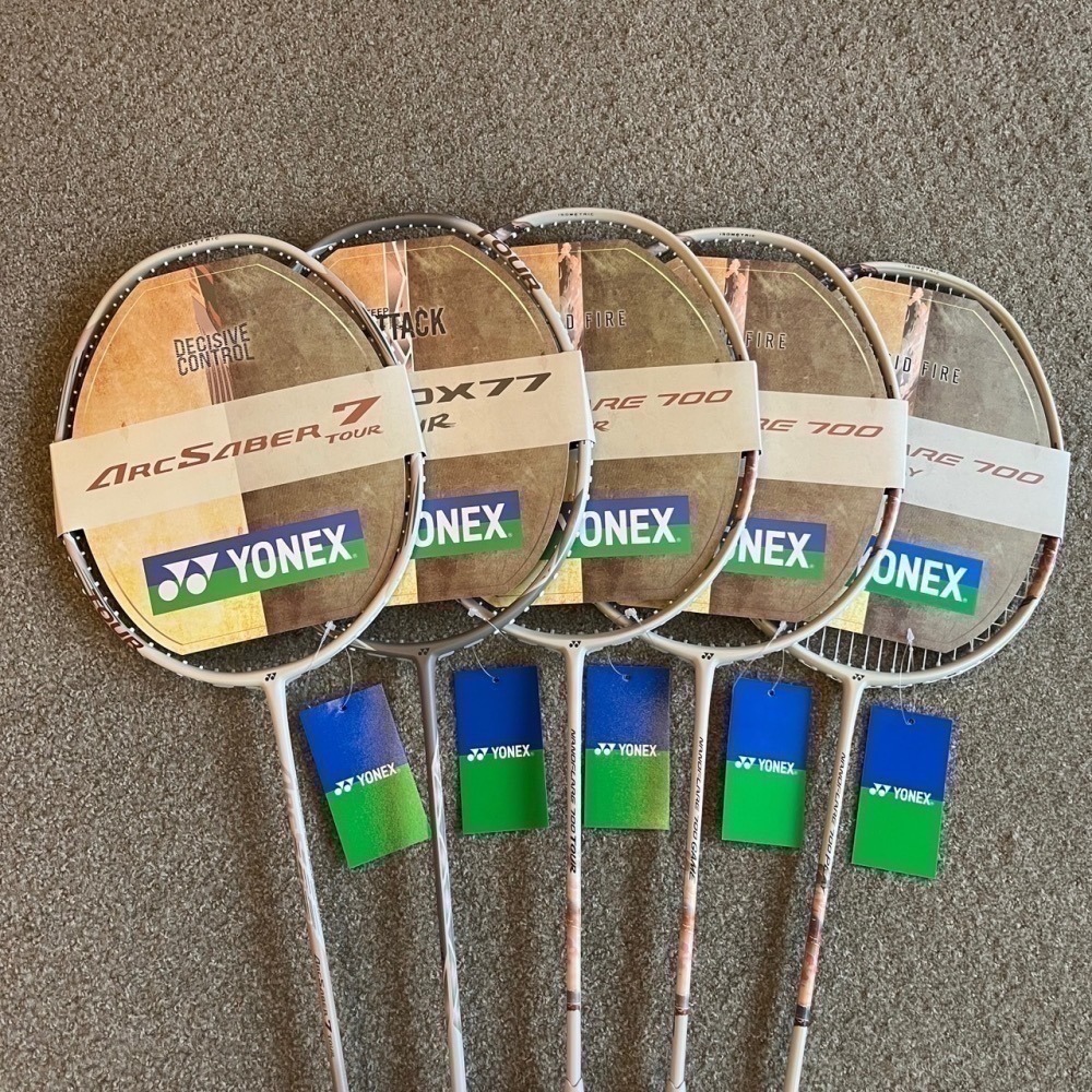 𝙎𝙊𝙎𝘼羽球超市｜YONEX 優乃克 拾光系列🎞️ 奶茶色羽球拍 NF700TOUR AX77 ARC7-細節圖9