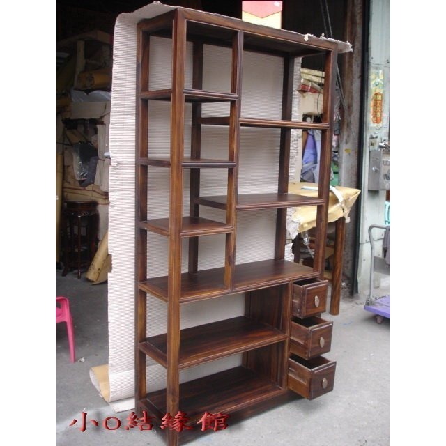 小o結緣館仿古傢俱..三抽藝品架.多寶格擺飾架.屏風.展示櫃(雞翅木)98x36x197-細節圖3