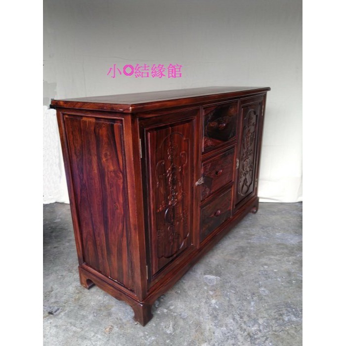 小o結緣館仿古傢俱..126三抽二門收納櫃.餐櫃.隔間櫃.廚櫃.藝品櫃.雞翅木126x42x88-細節圖2