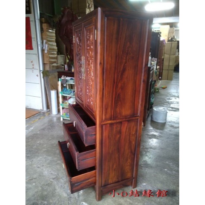 小o結緣館仿古傢俱....三抽二門雙龍櫃.衣櫃.收納櫃.櫥櫃.(雞翅木)69x42x154-細節圖2