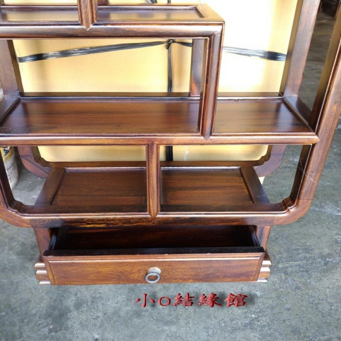 小o結緣館仿古傢俱..一抽方形藝品架.多寶格擺飾架.小屏風.展示櫃(雞翅木)63x21x91-細節圖3