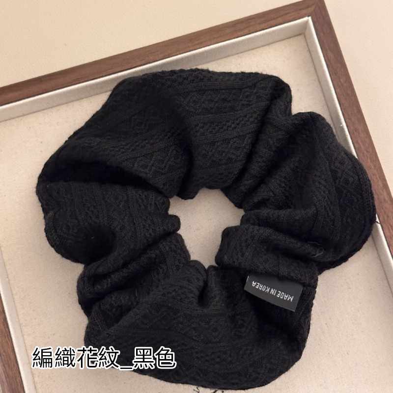 東大門熱銷款 緞面蝴蝶結 髮圈 千鳥紋 髮飾 髮帶 飄帶髮飾 大腸圈 彈力髮圈 大腸髮圈 造型髮圈-規格圖9